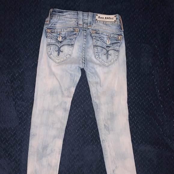 Rock Revival Jeans - Picture 3 of 8